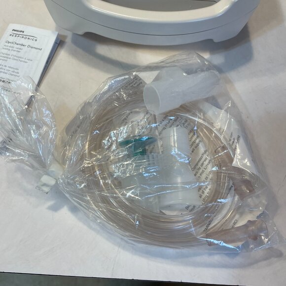 Nebulizer - DeVILBISS - Pulmo-Aide Compact Compressor - Picture 5 of 7